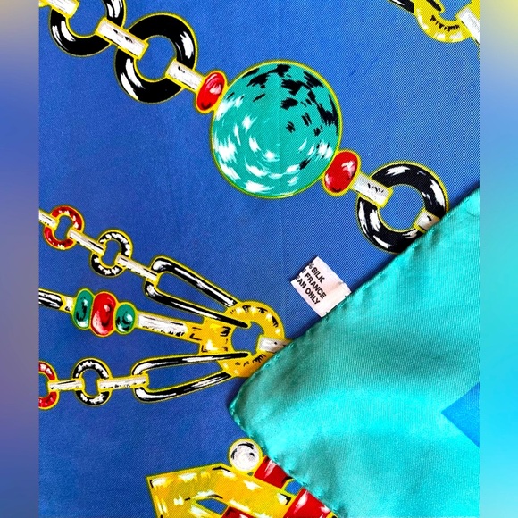 CARTIER PARIS, MUST De Silk Scarf RARE “My Diamonds & Rubies” Made In France - Picture 7 of 16